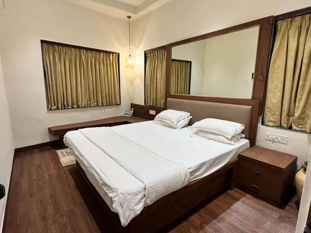 Villa By The Sea Mumbai Ngoại thất bức ảnh