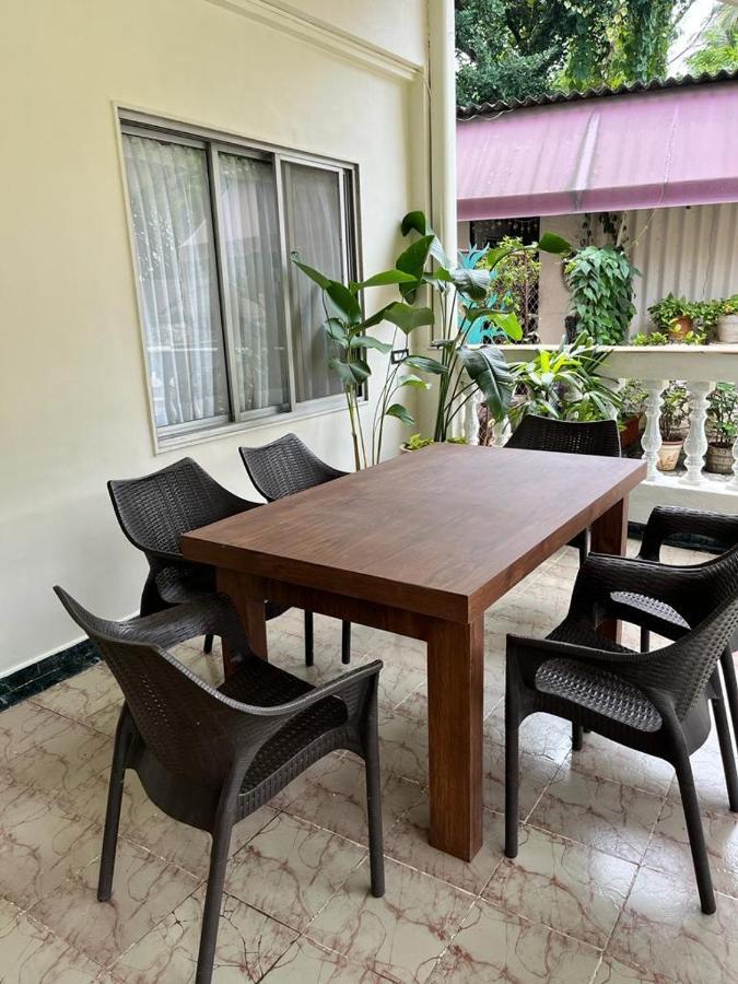 Villa By The Sea Mumbai Ngoại thất bức ảnh